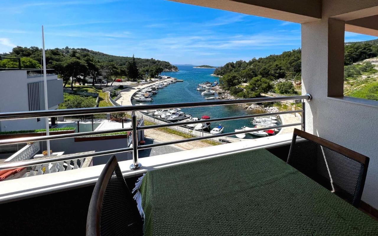Plavi Val Apartments Tribalj 外观 照片